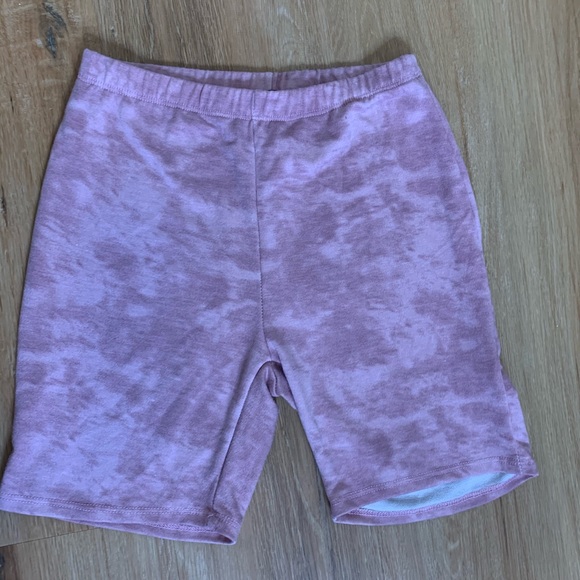 Fashion Nova biker short set - Picture 4 of 5